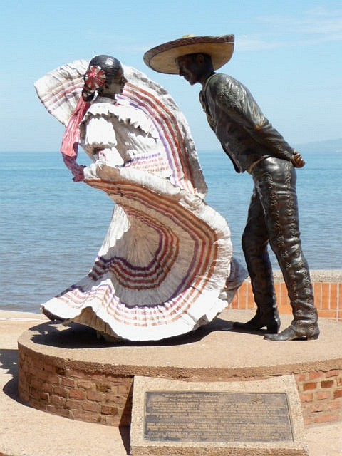 puerto vallarta Xiutla sculpture dance